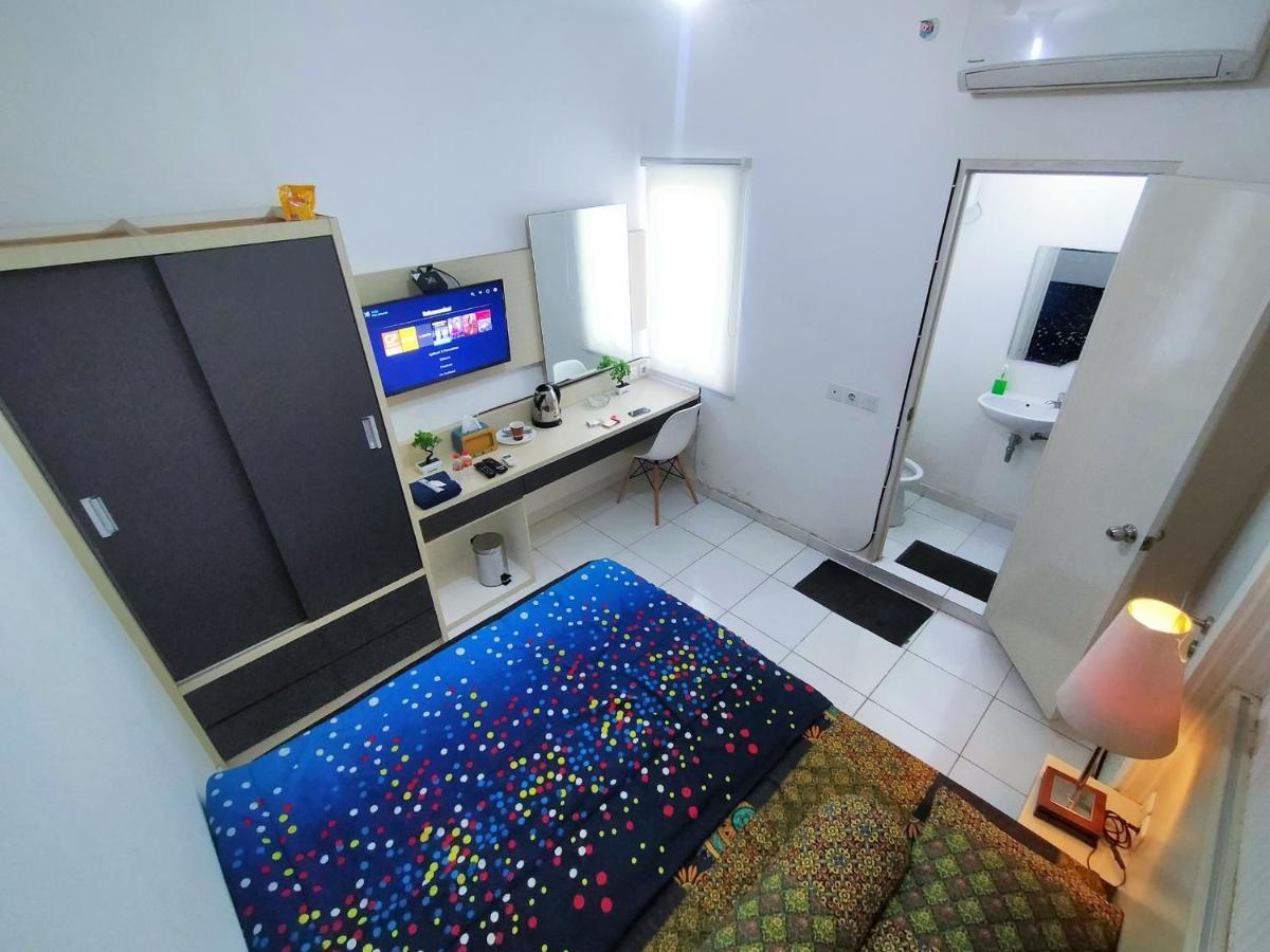 Aero Room Tangerang Exteriör bild