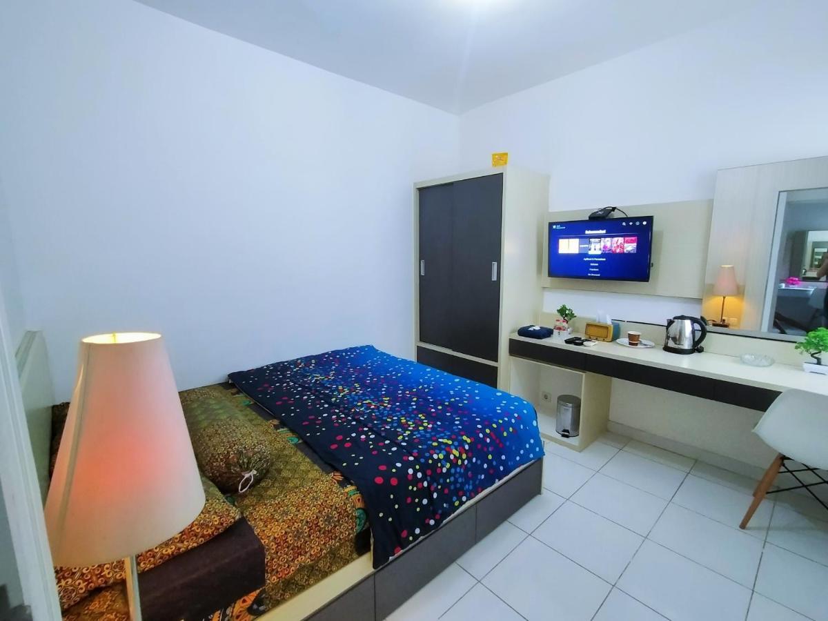 Aero Room Tangerang Exteriör bild