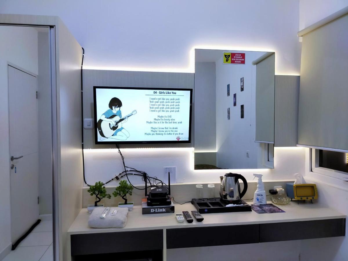 Aero Room Tangerang Exteriör bild