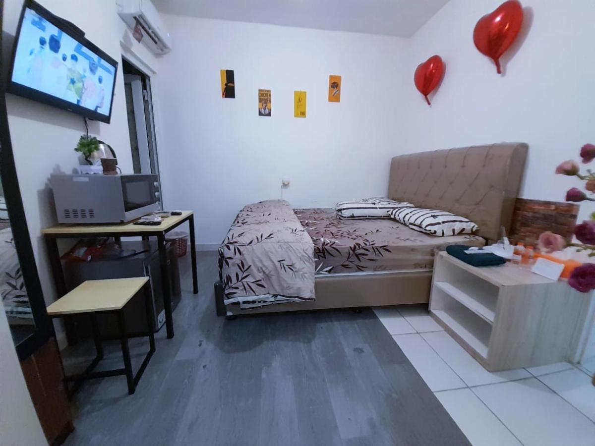 Aero Room Tangerang Exteriör bild